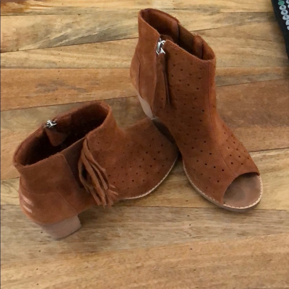 TOMS booties